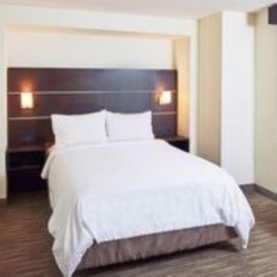 Holiday Inn Express Hotel & Suites- Gadsden By Ihg Exterior photo