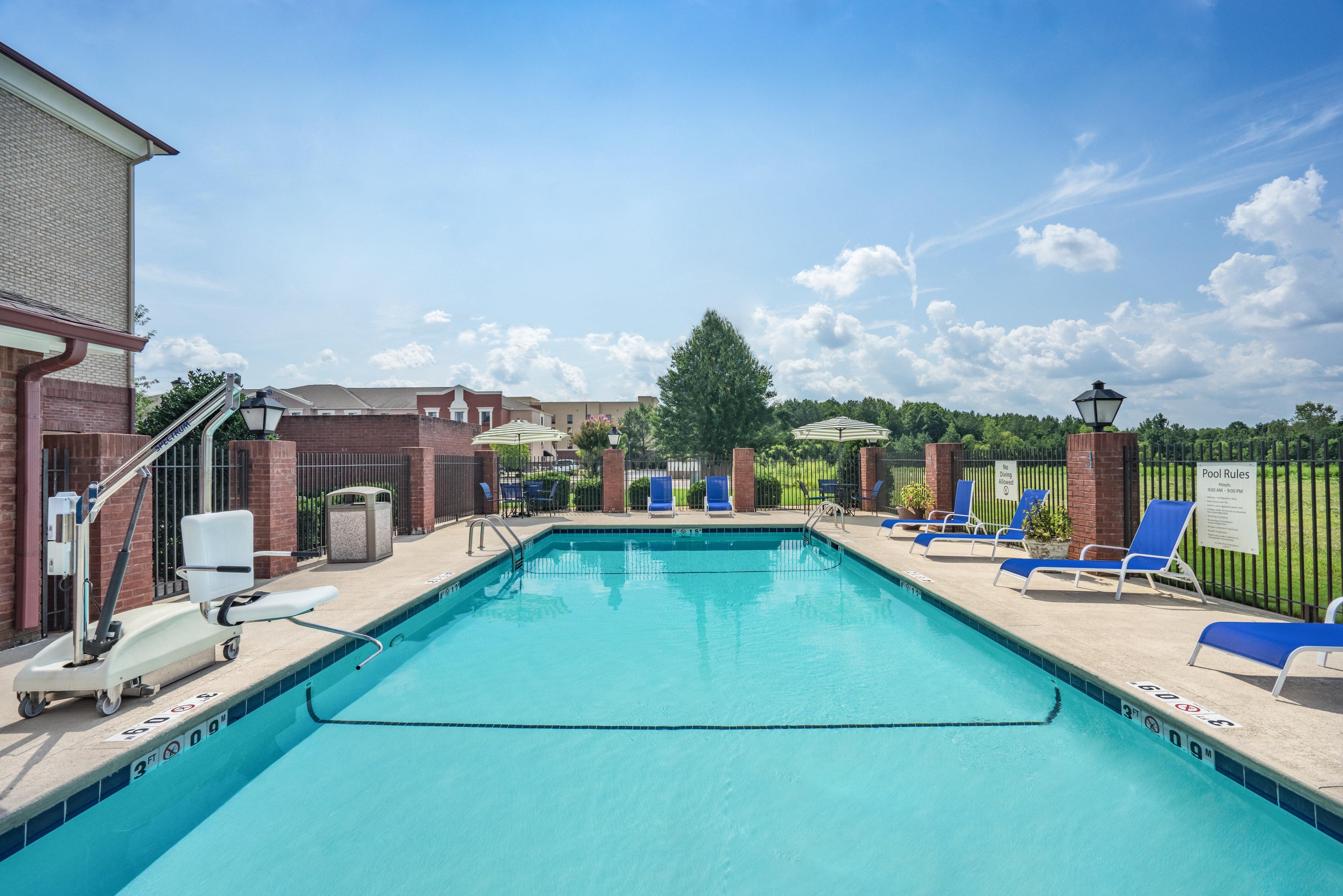 Holiday Inn Express Hotel & Suites- Gadsden By Ihg Exterior photo
