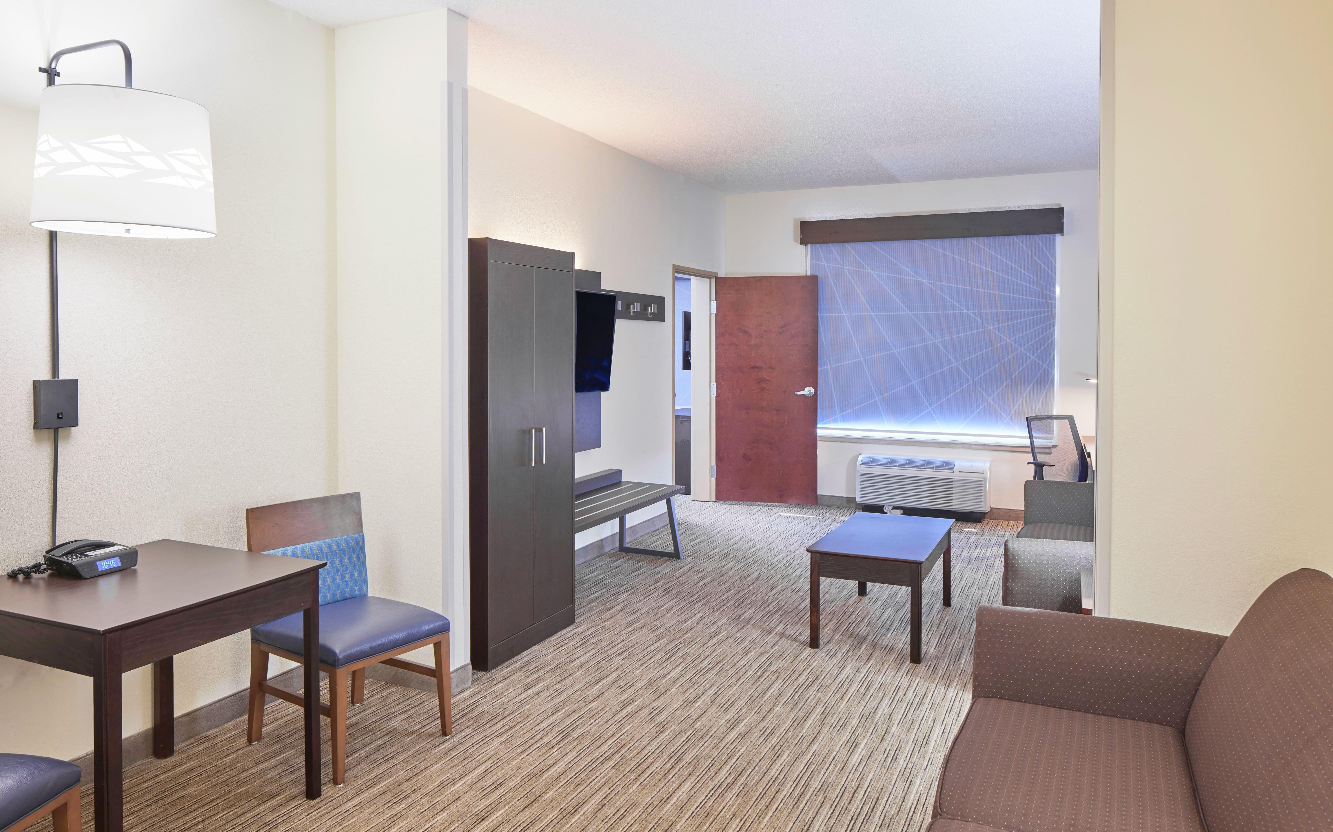Holiday Inn Express Hotel & Suites- Gadsden By Ihg Exterior photo