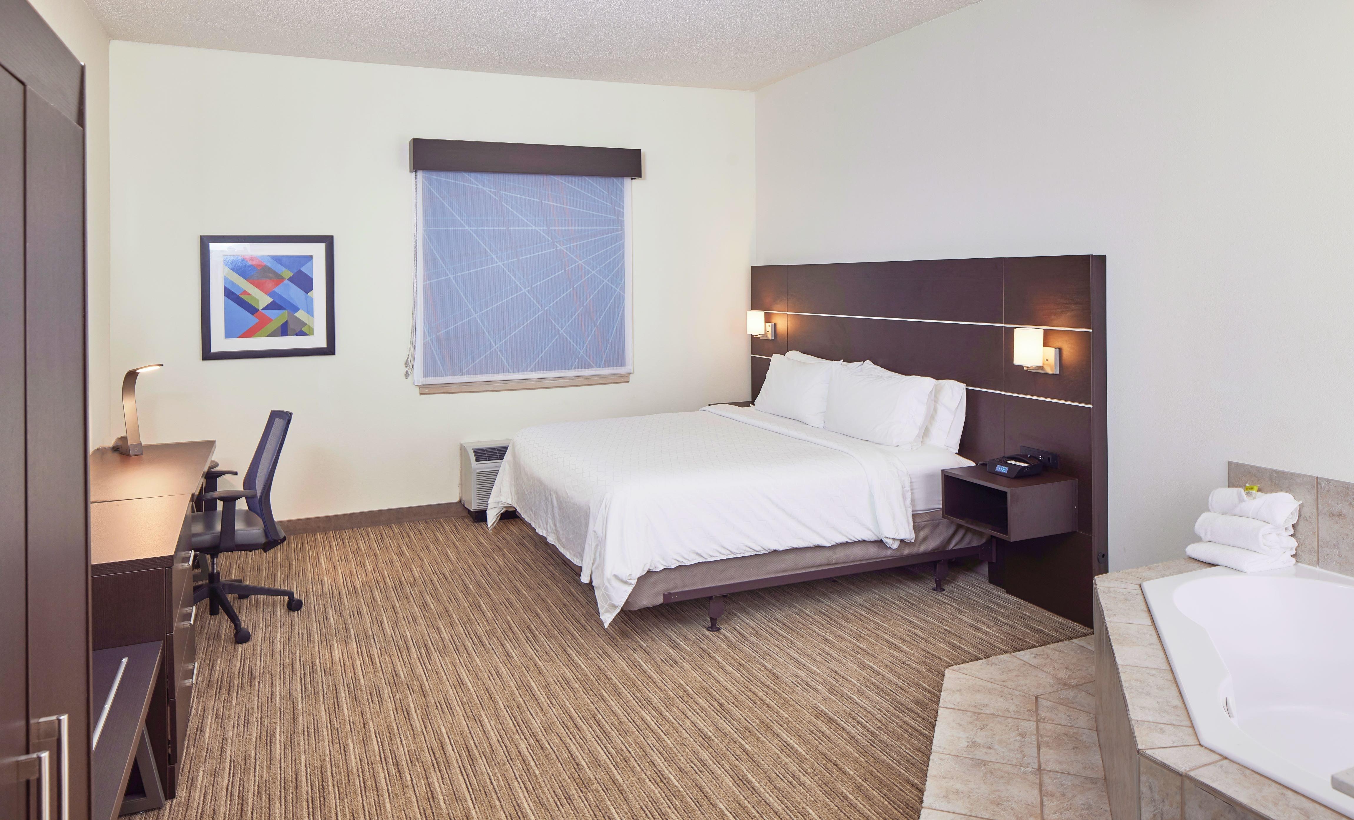 Holiday Inn Express Hotel & Suites- Gadsden By Ihg Exterior photo